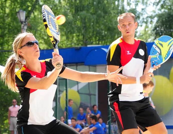 Афиша трансляции Финал Чемпионата мира по пляжному теннису. Россия – Италия