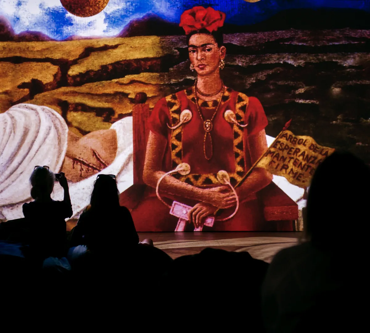 Афиша трансляции Экскурсия по выставке Фриды Кало