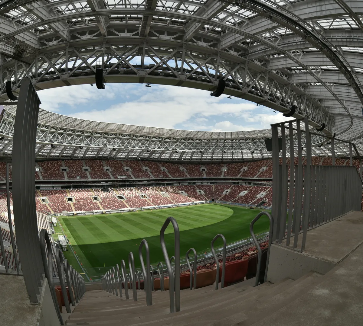 Афиша трансляции Как преобразится жизнь стадионов после ЧМ по футболу