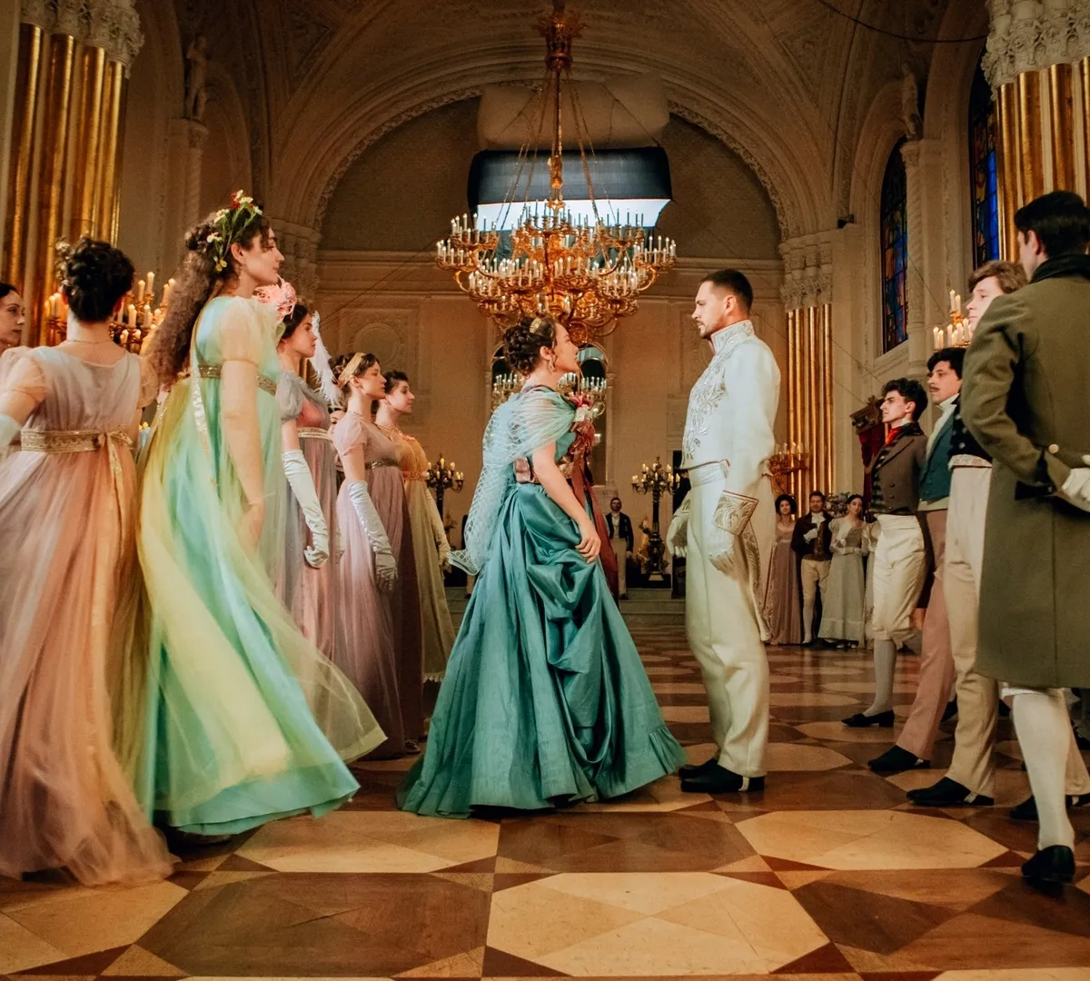 Афиша трансляции Гости закрытого показа фильма "Холоп-2"