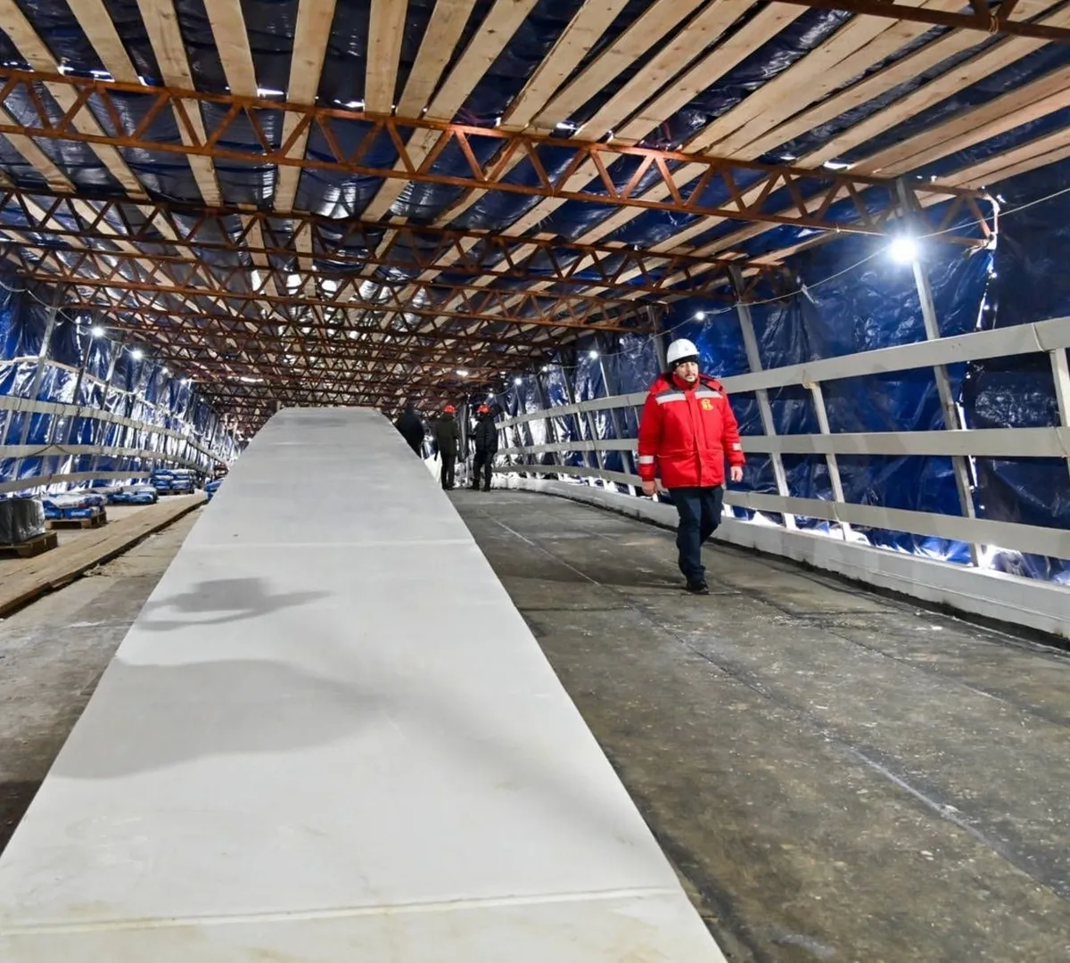 Афиша трансляции Монтаж моста, который свяжет остров Балчуг с "Музеоном"