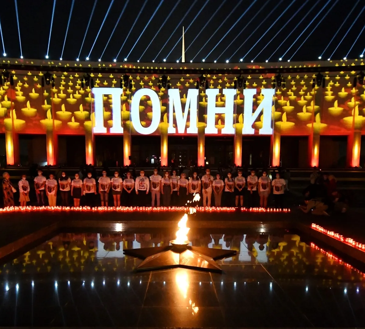 Афиша трансляции Акция "Свеча памяти" у стен Музея Победы