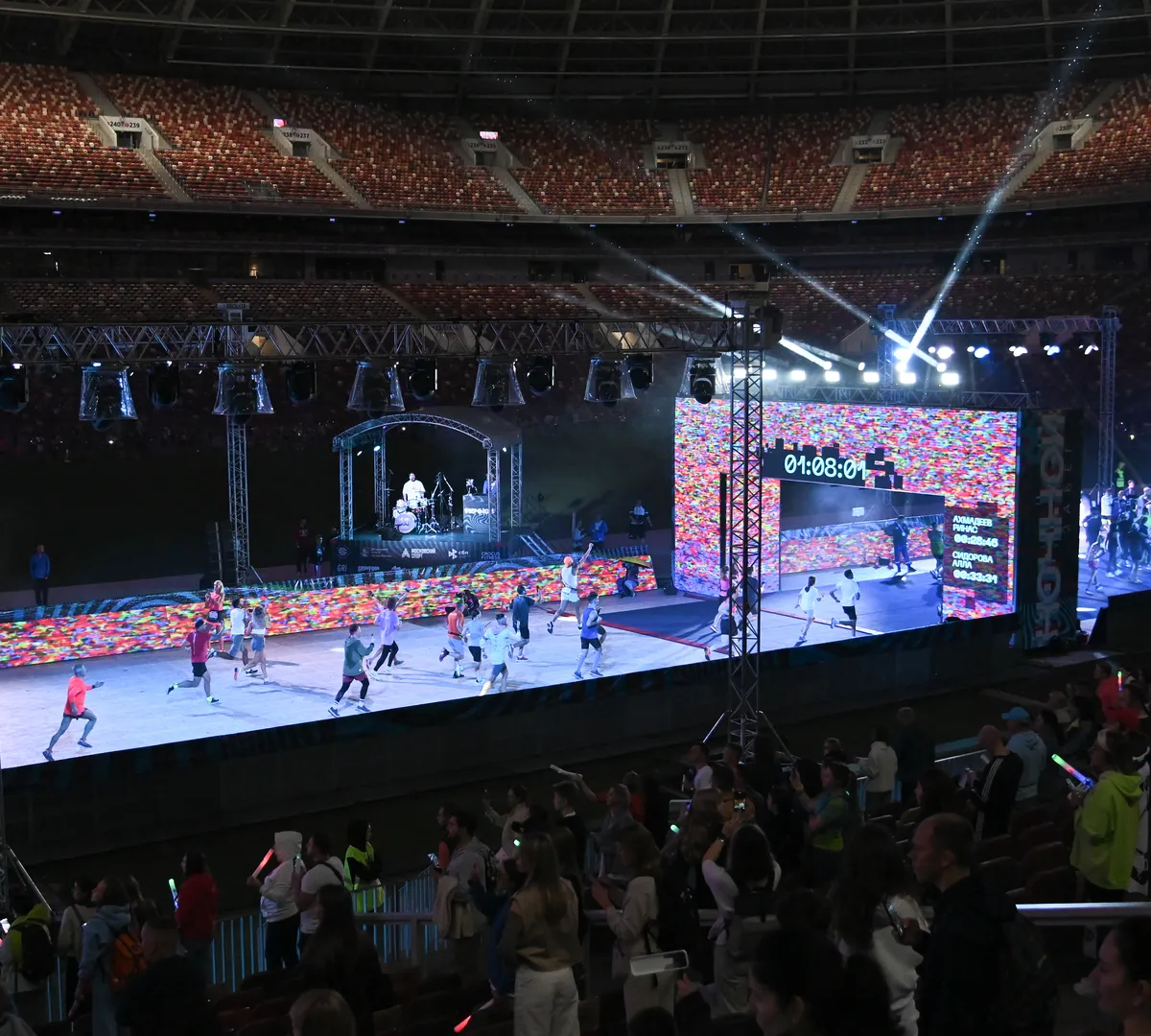 Афиша трансляции Ночной забег