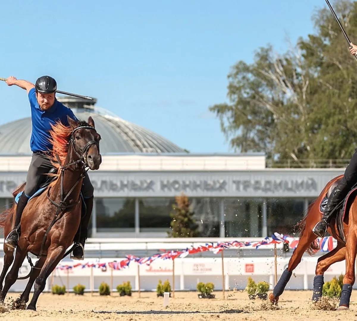Афиша трансляции Конные соревнования по тентпеггингу на ВДНХ