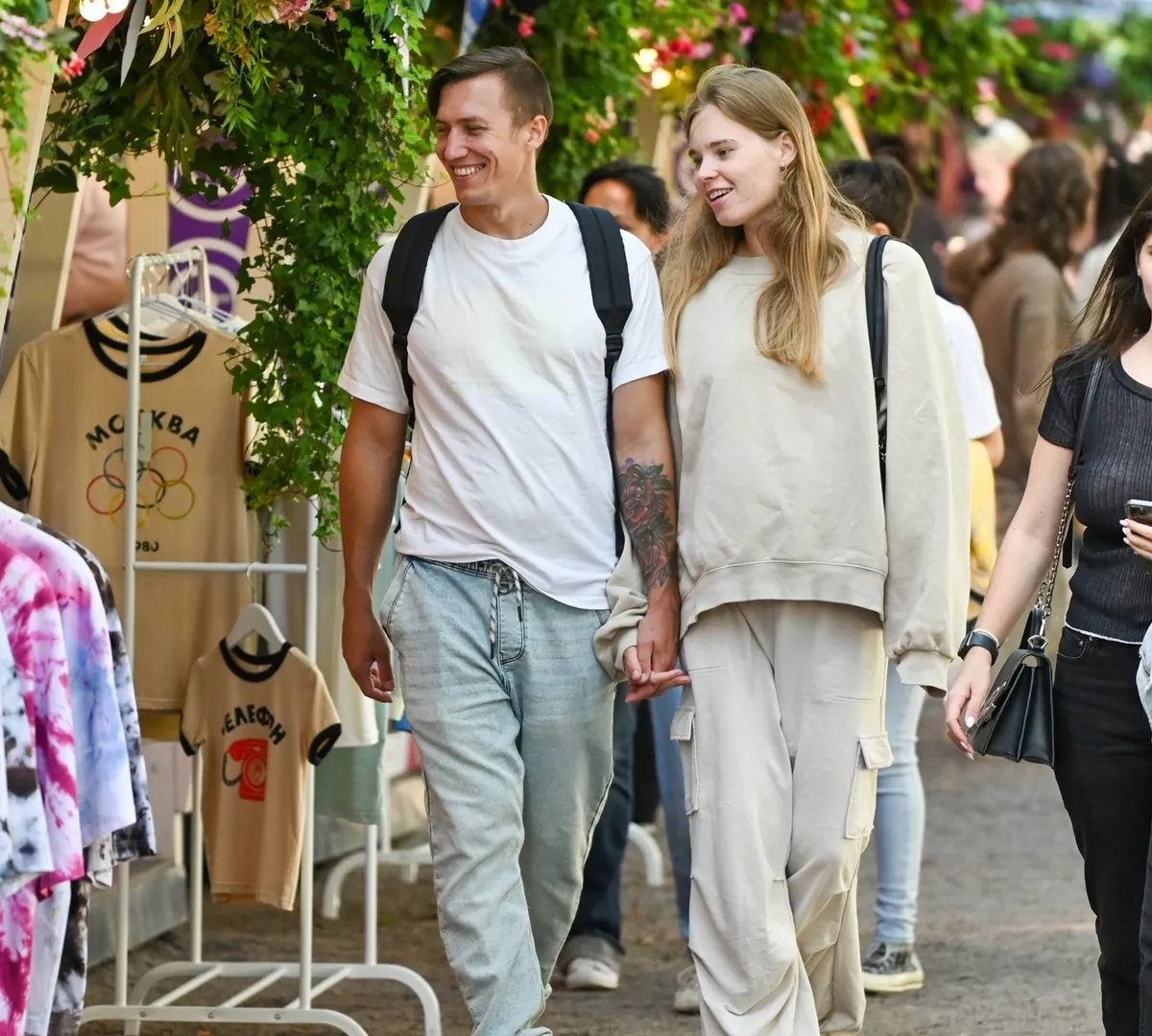 Афиша трансляции Обзор форума-фестиваля "Москва 2030" на Тверском бульваре