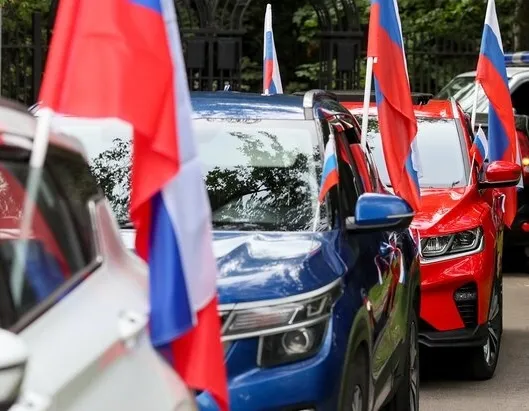 Афиша трансляции Автопробег ко Дню российского флага