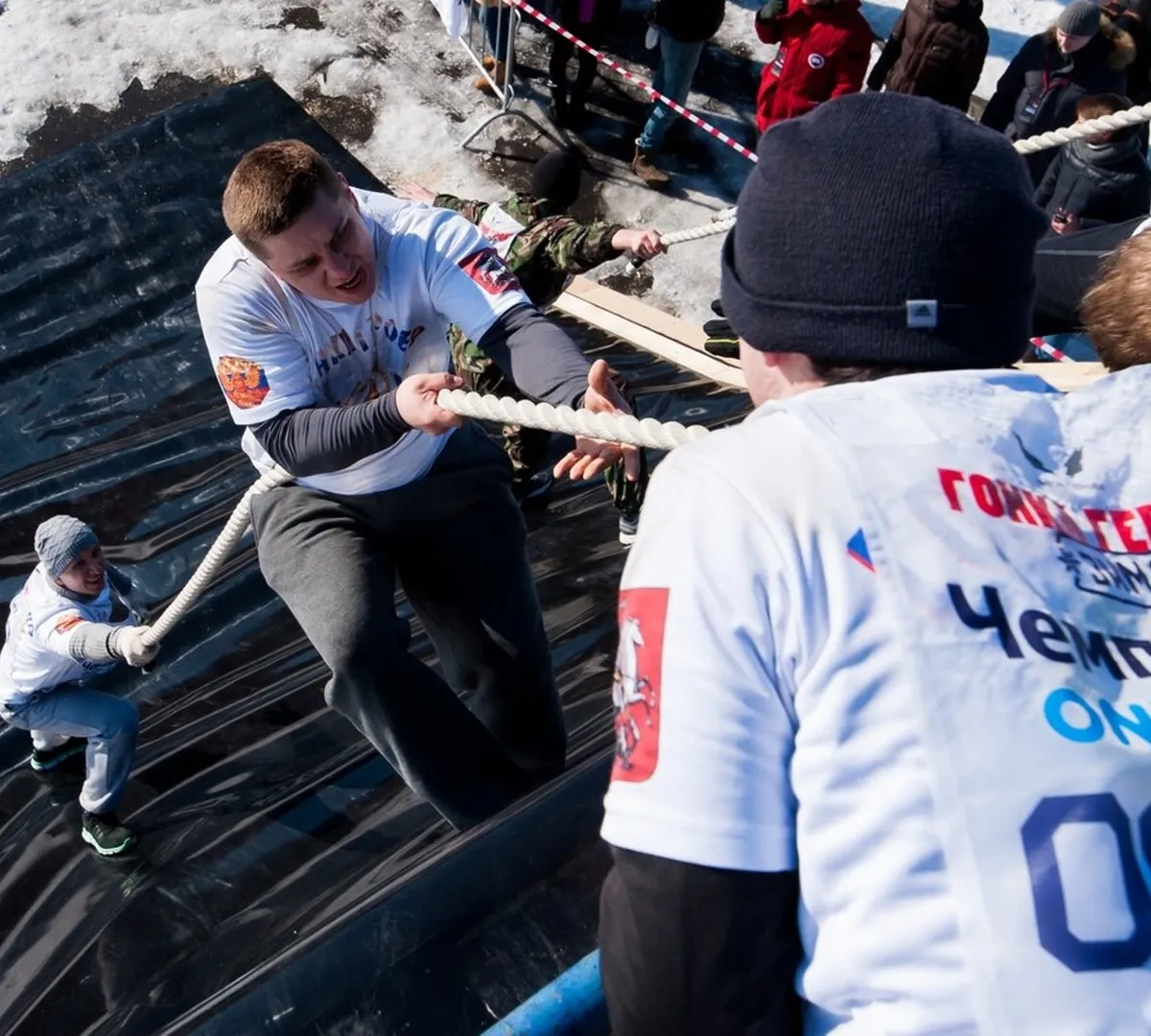 Афиша трансляции Экстремальный забег "Гонка героев"