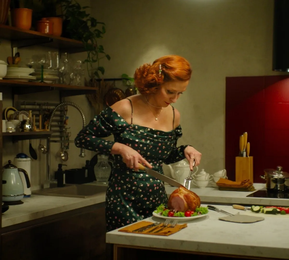 Афиша трансляции Закрытый показ фильма "Неприличные гости"