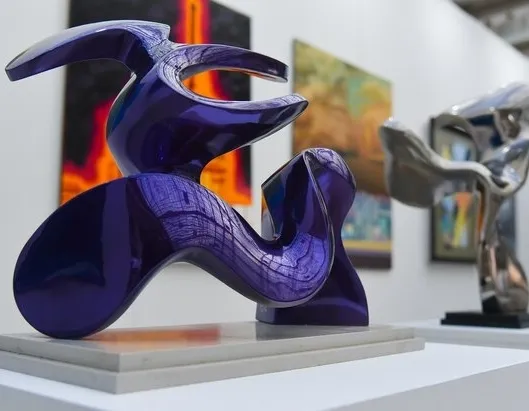 Афиша трансляции Обзор ярмарки "Арт Москва"