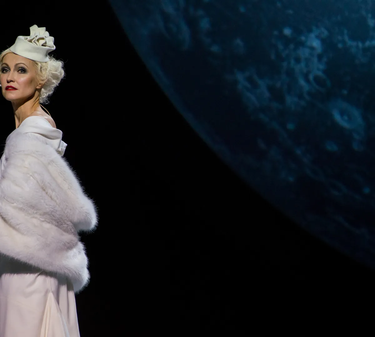 Афиша трансляции Ингеборга Дапкунайте и Максим Диденко – о соцсетях и театре