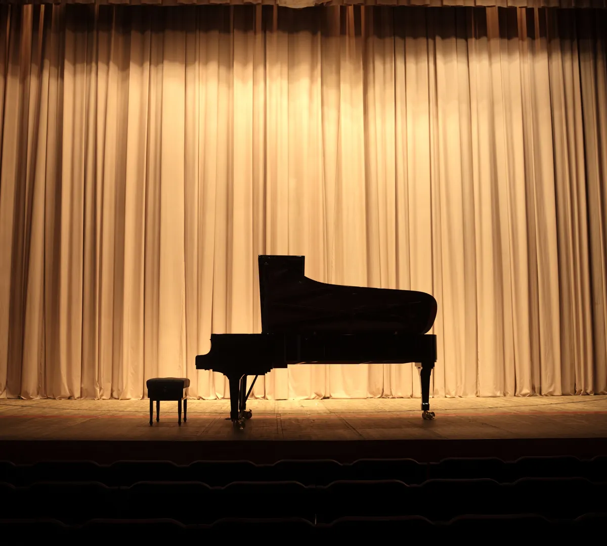 Афиша трансляции Концерт любимого ученика Лучано Паваротти