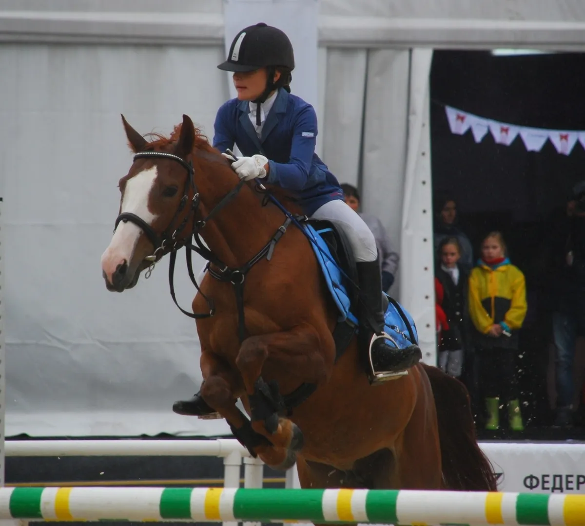 Афиша трансляции Всероссийские соревнования по конкуру среди детей