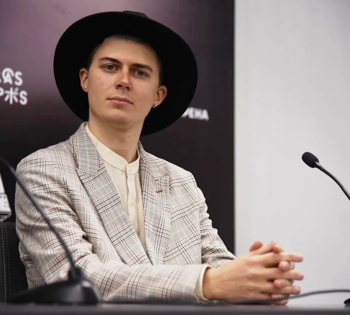 Афиша трансляции Покрас Лампас презентовал граффити на улице Большой Якиманке