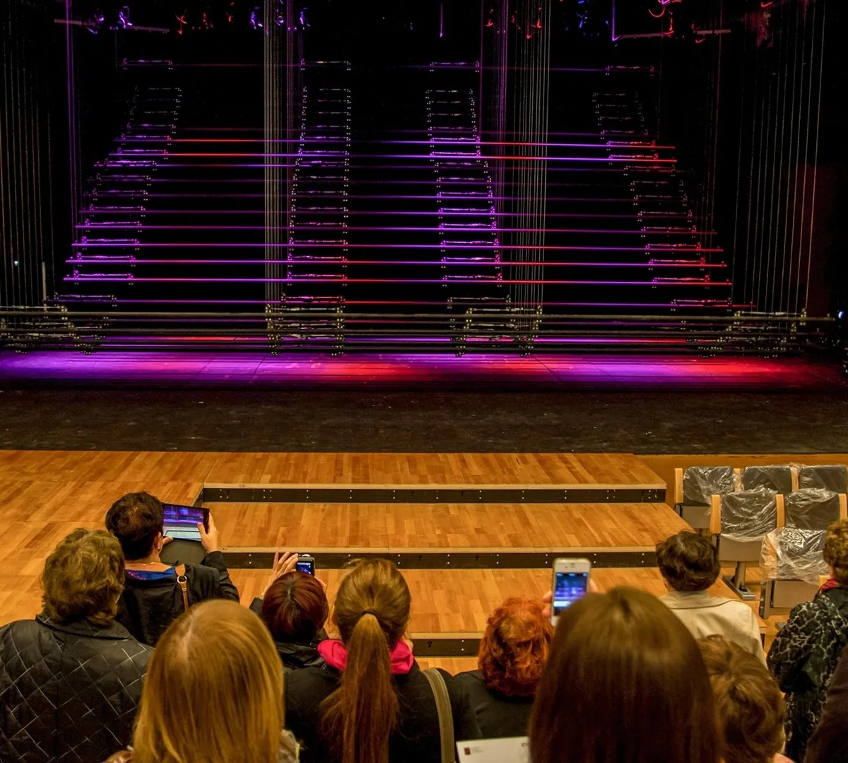 Афиша трансляции Встреча с создателями спектакля "Мольер avec amour"