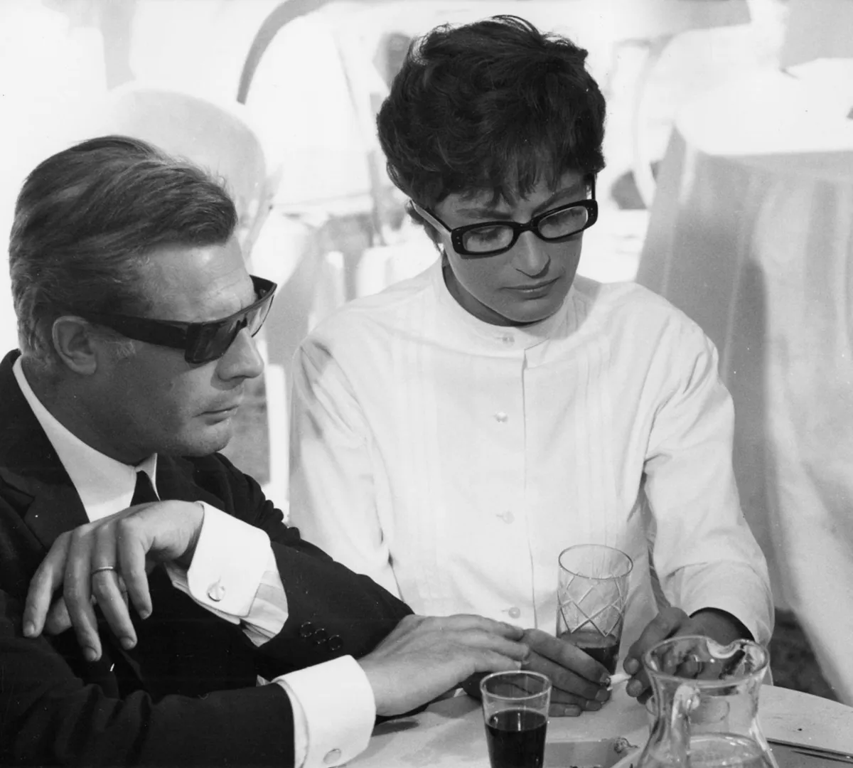 Афиша трансляции Обсуждение фильма "Восемь с половиной" с Константином Райкин