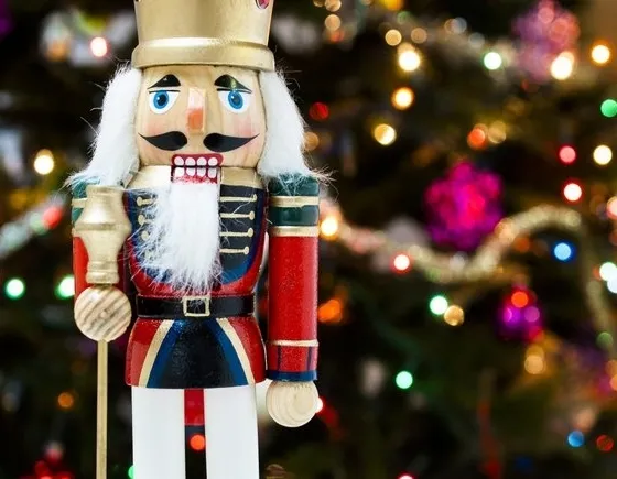 Афиша трансляции Ледовое шоу "Щелкунчик" в метро