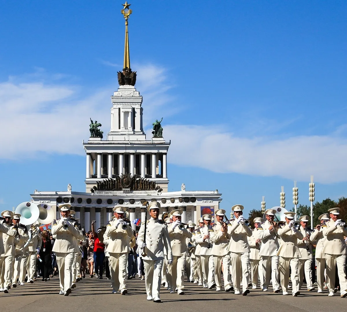 Афиша трансляции Торжественное шествие участников фестиваля "Спасская башня"
