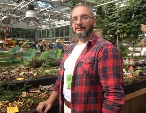 Афиша трансляции Экскурсия по грибному фестивалю с главным грибником страны