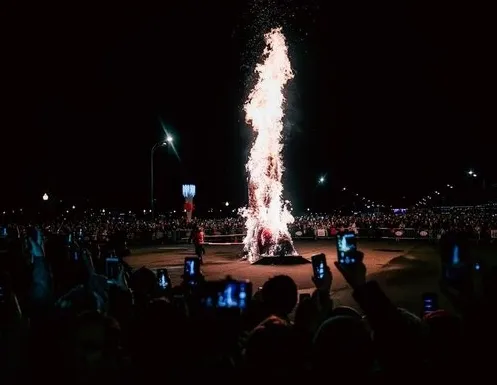 Афиша трансляции Сожжение пятиметрового вьюгофона в Парке Горького