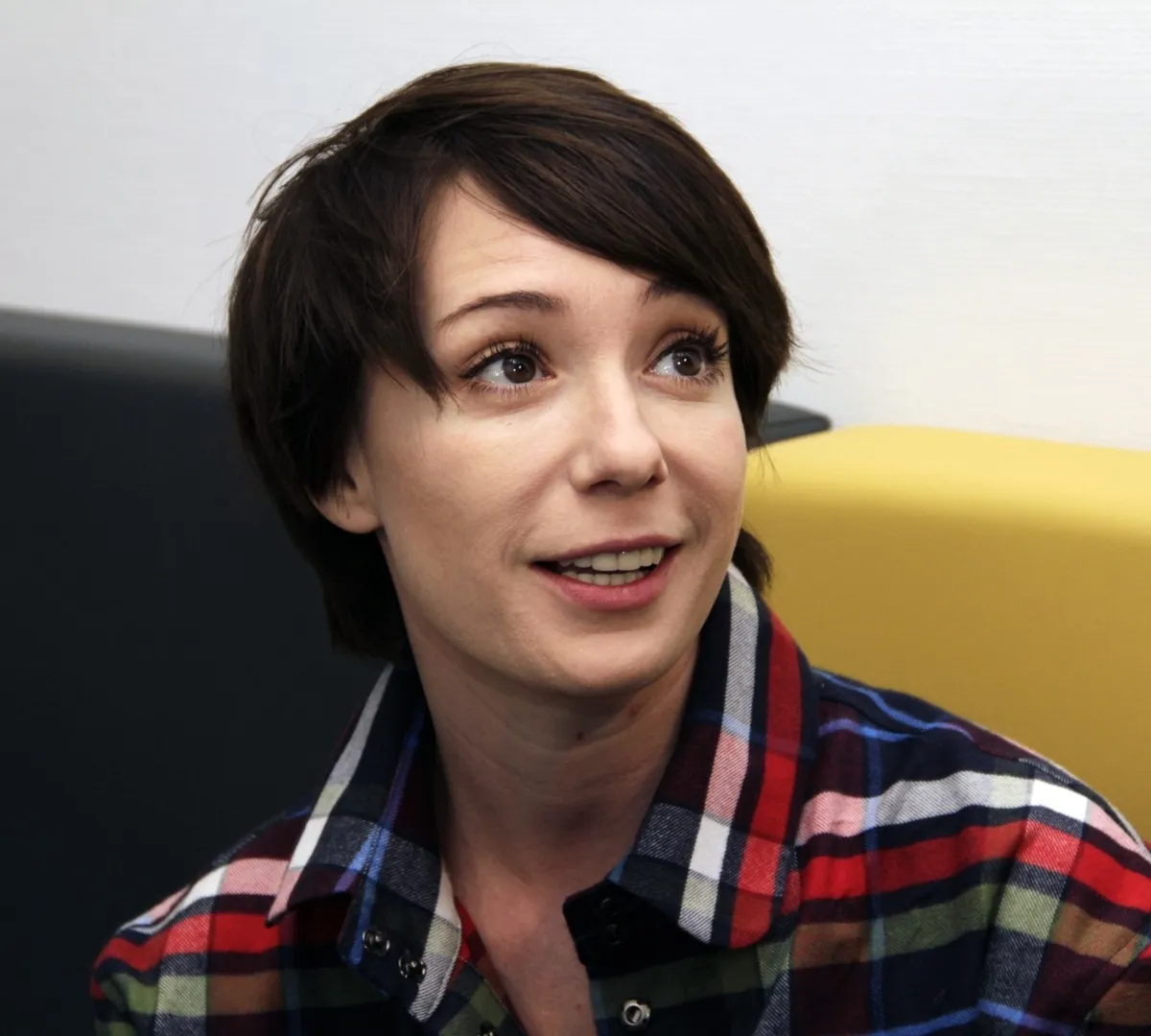 Афиша трансляции Чулпан Хаматова провела экскурсию по театру "Современник"