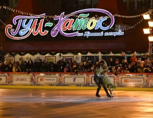 Афиша трансляции Алина Загитова и Татьяна Навка на открытии ГУМ-Катка