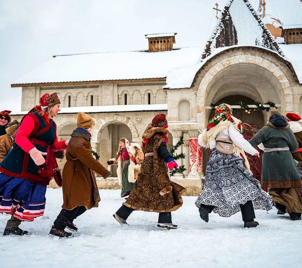 Афиша трансляции Масленичные забавы в кинопарке "Москино"