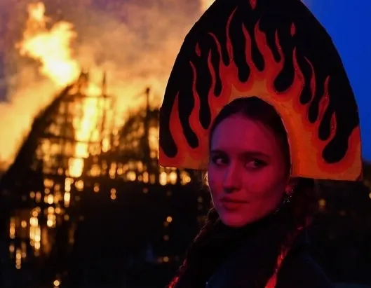 Афиша трансляции Сожжение гигантской мельницы в Никола-Ленивце