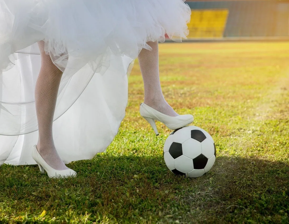 Афиша трансляции Первая свадьба на стадионе "Спартак"