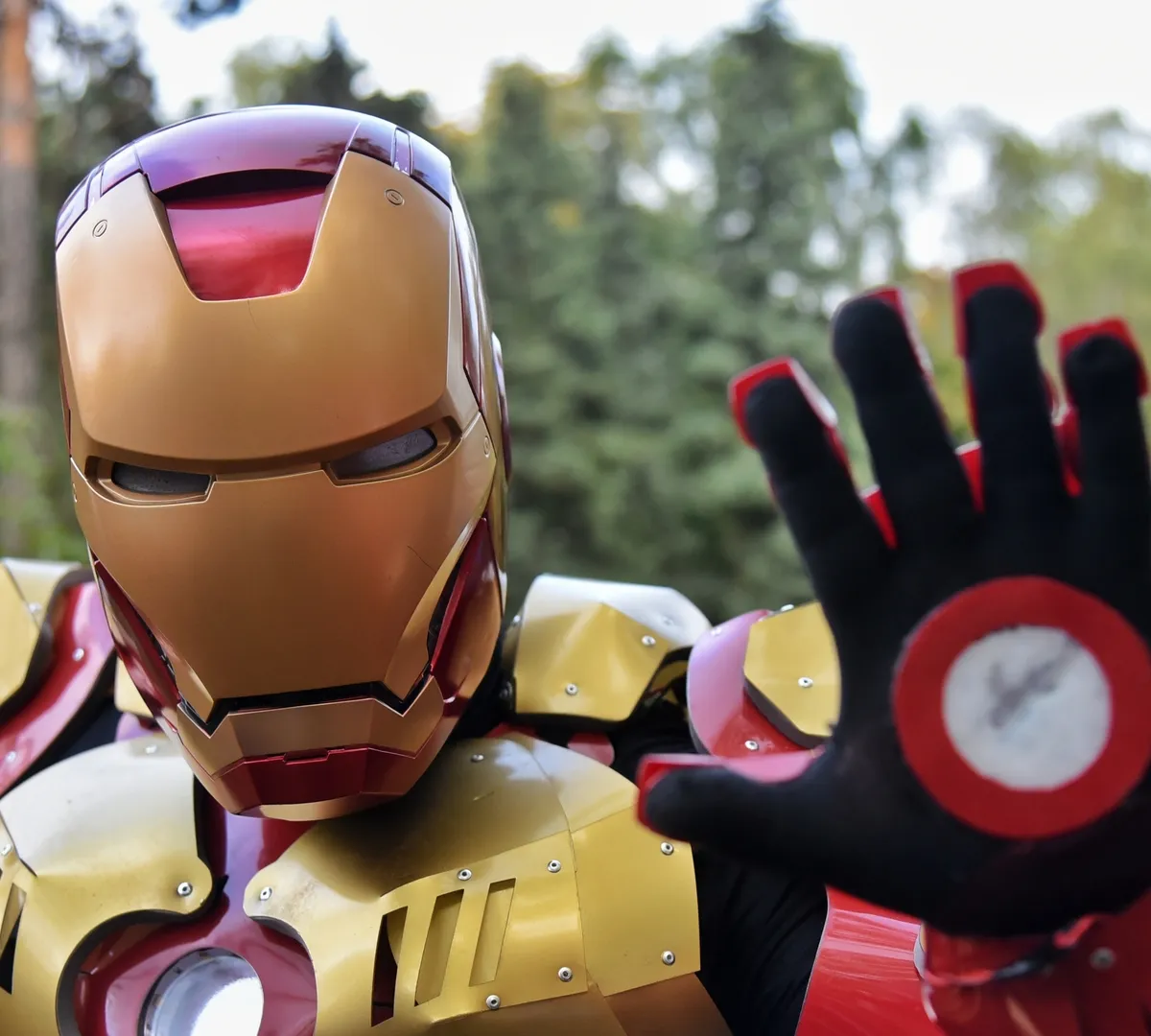 Афиша трансляции Как высокие технологии превращают людей в супергероев