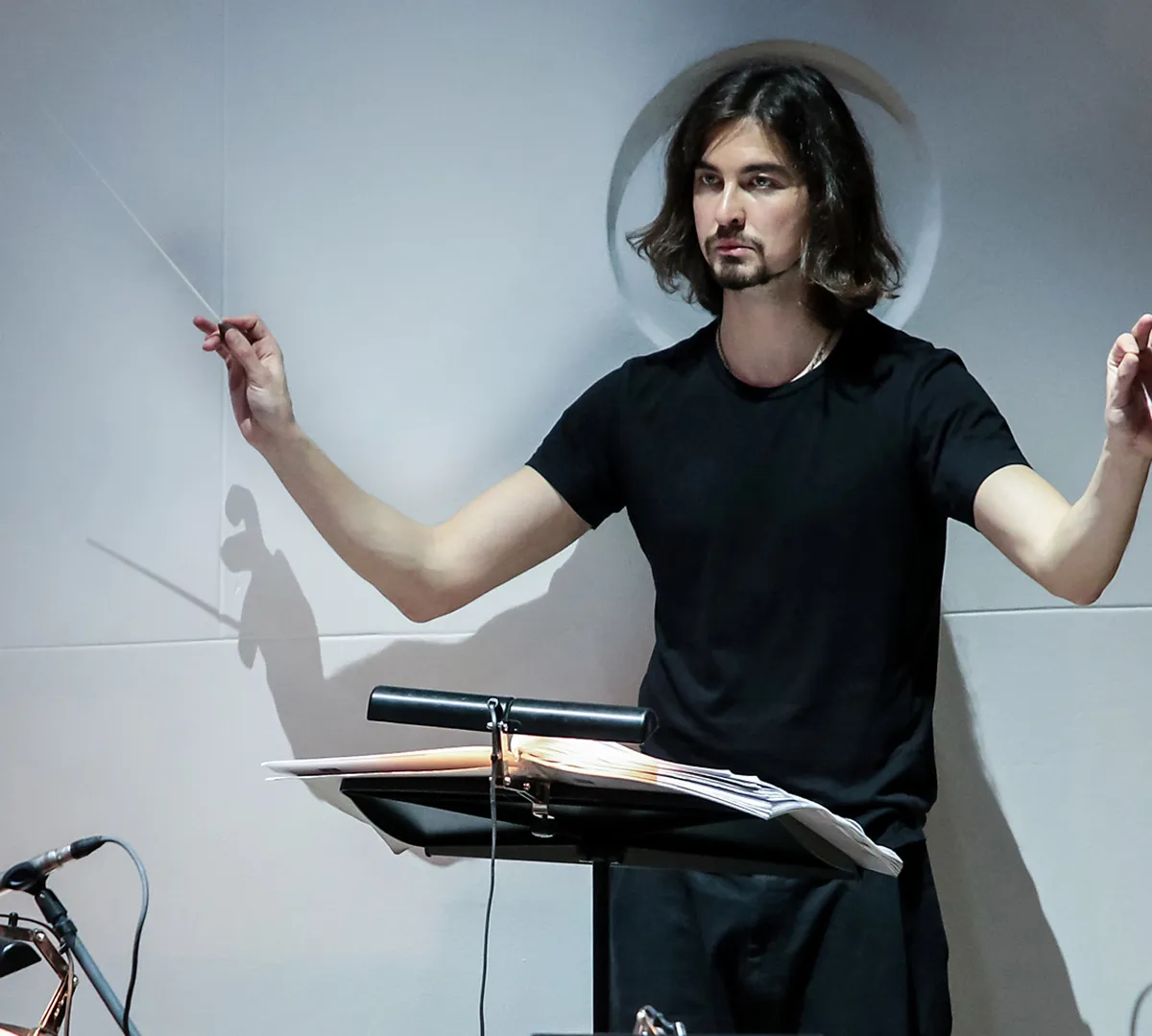 Афиша трансляции Творческая встреча с дирижером Филиппом Чижевским