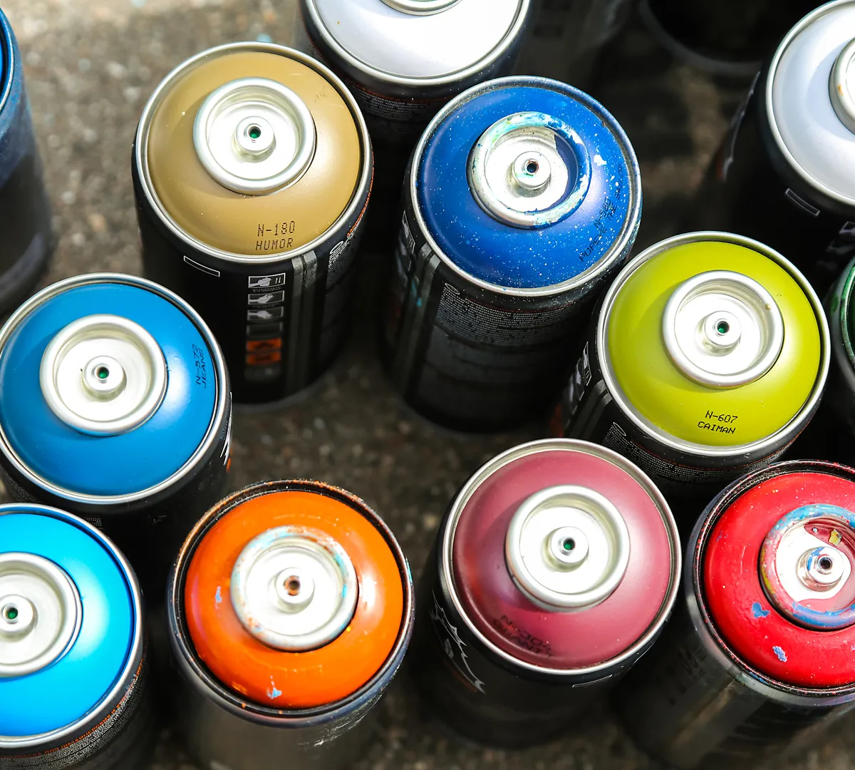 Афиша трансляции Существует ли художник Бэнкси на самом деле