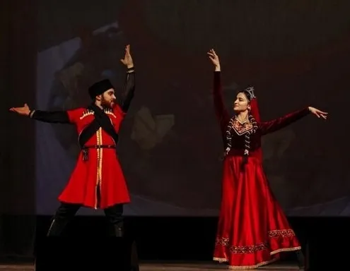 Афиша трансляции Учимся танцевать картули и лезгинку