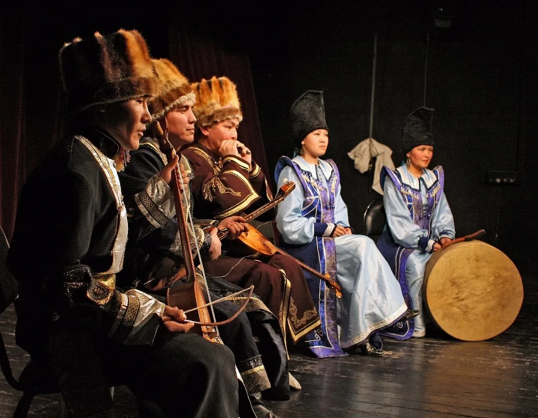 Афиша трансляции Выступление мастеров горлового пения на фестивале Алтая