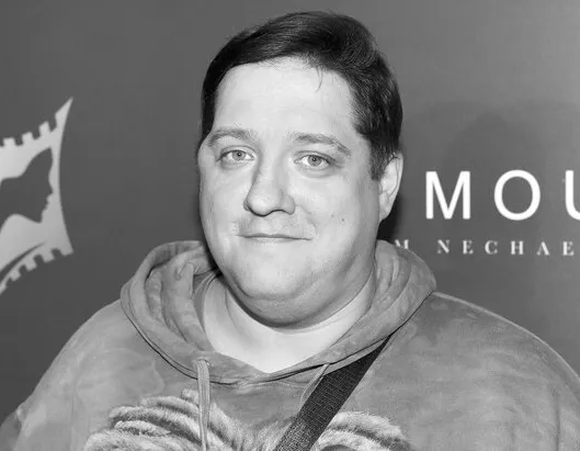 Афиша трансляции Прощание с актером Романом Поповым