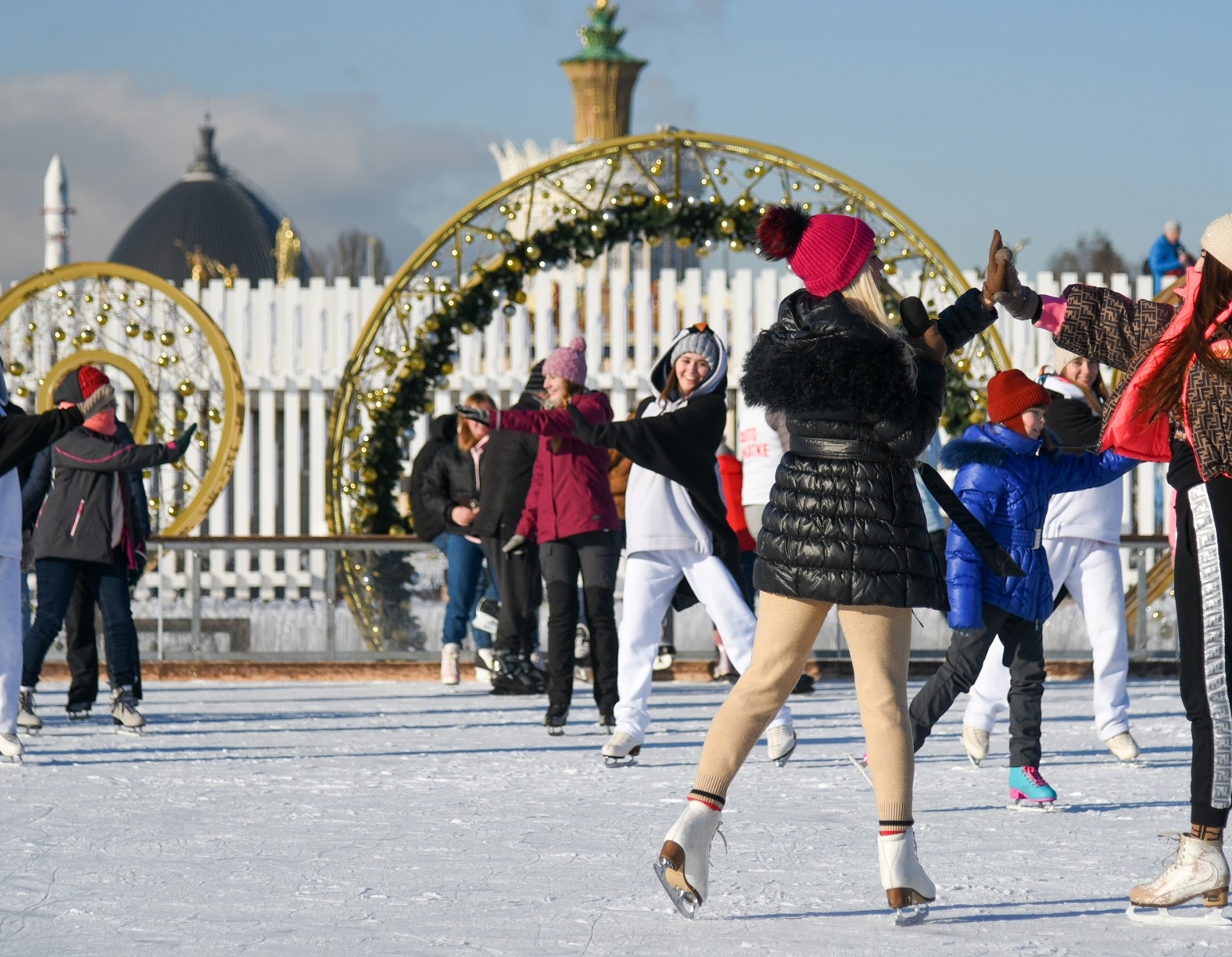 Каток на вднх фото