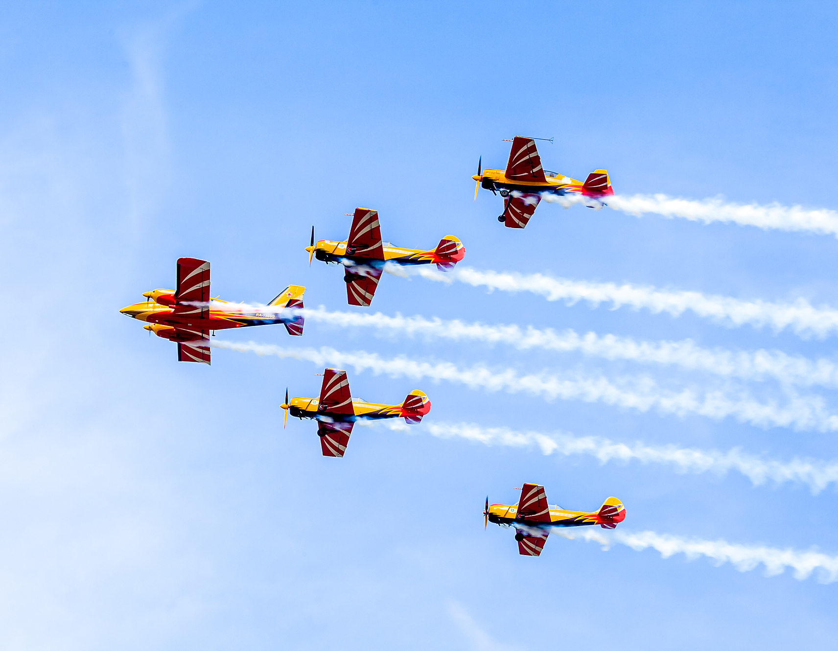 Flight show. L-39 пилотажная группа Русь. Пилотажная группа Барсы.